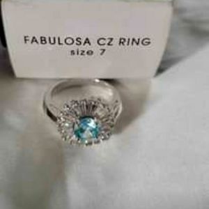 Avon Fabulosa CZ Ring